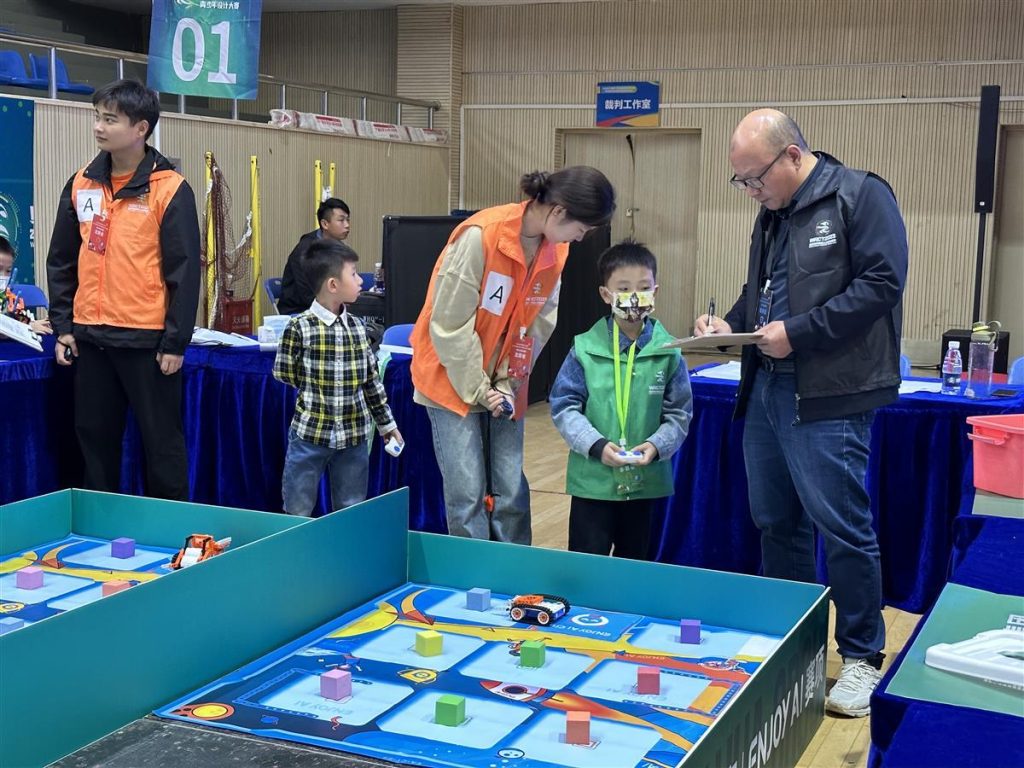 世界机器人大赛ENJOY AI武汉选拔赛，2468名少年选手感受科技魅力